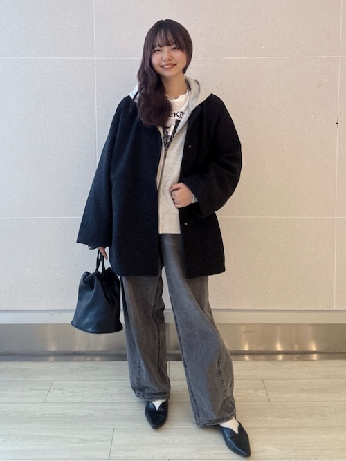 coencoen officialさんのデニムパンツ「【トレンド&体型カバー両立/全骨格OK】カーブデニムパンツ(coen|コーエン)」を使ったコーディネート