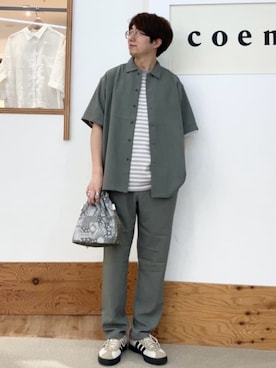 「coen（コーエン）のリネンライク1タックレギュラーパンツ【UVカット】（スラックス、グリーン系）」を使った、coen officialさん（レディース・153cm）の春コーディネート