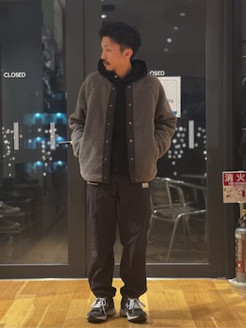 「DISCUS（ディスカス）のアイテム」を使った、coen officialさん（メンズ・168cm）の冬コーディネート
