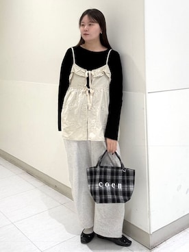 「アイテム（キャミソール）」を使った、coen officialさん（レディース・163cm）の冬コーディネート