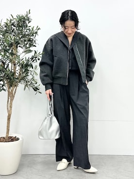 「アイテム（つなぎ/オールインワン）」を使った、coen officialさん（レディース・157cm）の冬コーディネート