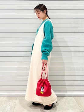 「アイテム（ジャンパースカート）」を使った、coen officialさん（レディース・148cm）の冬コーディネート