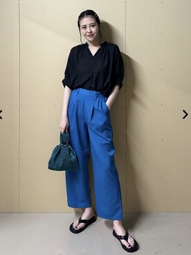 「coen（コーエン）の接触冷感タックイージーパンツ（スラックス）」を使った、coen officialさん（レディース・169cm）の夏コーディネート