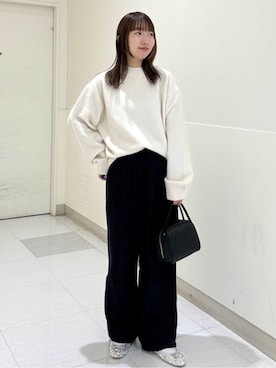 「coen（コーエン）のアイテム（スラックス）」を使った、coen officialさん（レディース・157cm）の冬コーディネート