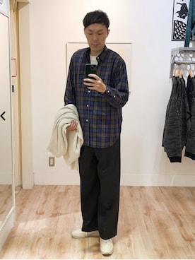 「coenスタッフスタイリング」｜「アイテム（スラックス）」を使った、coen officialさん（メンズ・183cm）の秋コーディネート