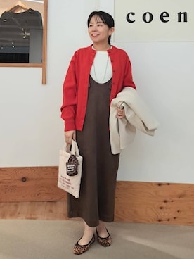 「アイテム（ジャンパースカート）」を使った、coen officialさん（レディース・157cm）の秋コーディネート