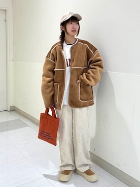 「PENNEYS（ぺニーズ）のアイテム」を使った、coen officialさん（レディース・157cm）の冬コーディネート