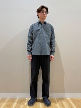 「初夏のお出掛けコーデ」｜「アイテム（スラックス）」を使った、wearkanzakiさん（メンズ・174cm）の春コーディネート