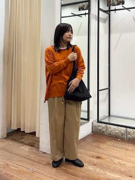 「かぐれ（カグレ）の『2サイズ展開』コットンワイドチノパンツ（その他パンツ、ベージュ系）」を使った、chihiroさん（レディース・153cm）の秋コーディネート