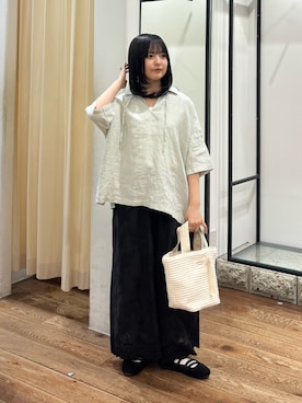「かぐれ（カグレ）のリネンスキッパーシャツ（シャツ/ブラウス、グリーン系）」を使った、chihiroさん（レディース・153cm）の春コーディネート