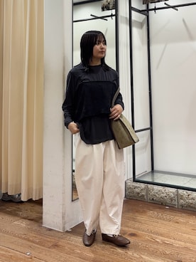 「かぐれ（カグレ）のアイテム（Tシャツ/カットソー）」を使った、chihiroさん（レディース・153cm）の秋コーディネート