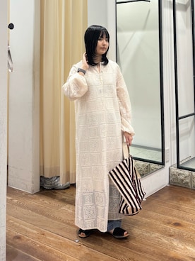 「URBAN RESEARCH DOORS（アーバンリサーチドアーズ）のレースワンピース（ワンピース、ベージュ系）」を使った、chihiroさん（レディース・153cm）の春コーディネート