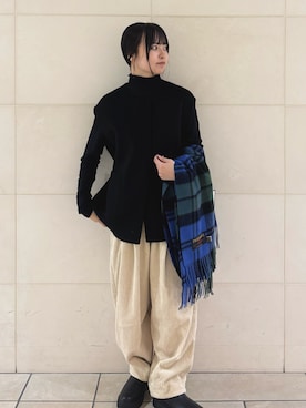 「アイテム（マフラー、グリーン系）」を使った、chihiroさん（レディース・153cm）の秋コーディネート