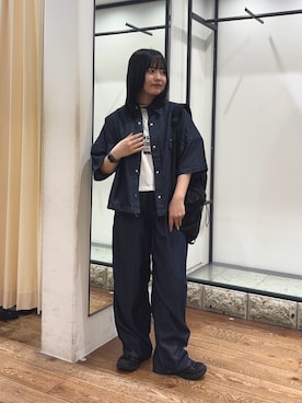 「Wrangler（ラングラー）の『別注』Wrangler×EKAL　ライトデニムワークシャツ（シャツ/ブラウス、ブルー系）」を使った、chihiroさん（レディース・153cm）の春コーディネート