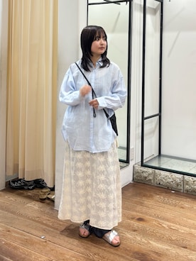 「かぐれ（カグレ）のラミーワイドシアーシャツ（シャツ/ブラウス、ブルー系）」を使った、chihiroさん（レディース・153cm）の夏コーディネート