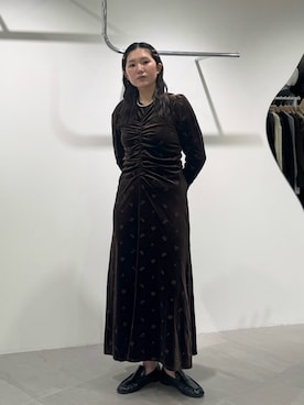 「アイテム（ヘアピン）」を使った、のぶさん（レディース・163cm）の冬コーディネート