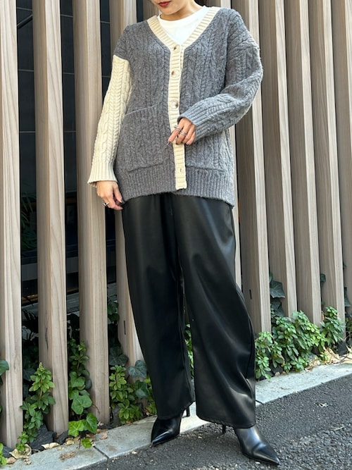セール】【2025AW】バイカラー Vネック ケーブルニット カーディガン