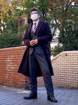 「ビジネススタイル」｜「アイテム（チェスターコート）」を使った、こすちんさん（メンズ・178cm）の秋コーディネート