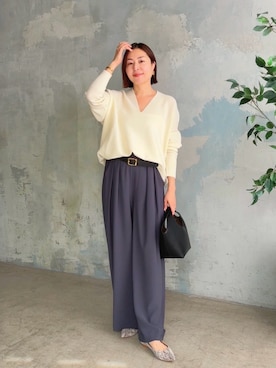 「アイテム（スラックス）」を使った、AIさん（レディース・160cm）の秋コーディネート