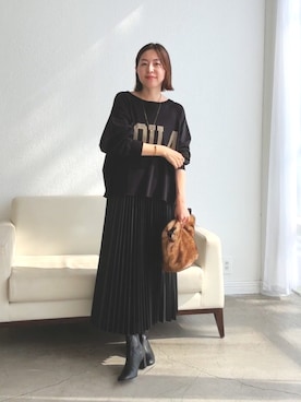 「アイテム（スウェット）」を使った、AIさん（レディース・160cm）の夏コーディネート