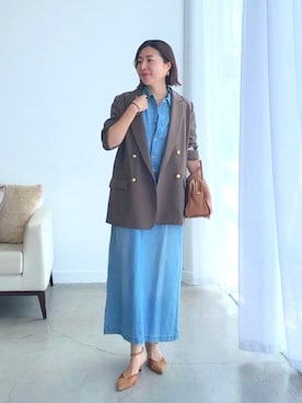 「アイテム（テーラードジャケット）」を使った、AIさん（レディース・160cm）の夏コーディネート