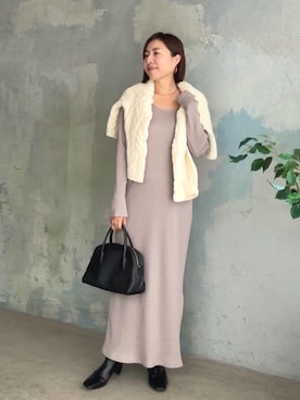 「アイテム（ボストンバッグ）」を使った、AIさん（レディース・160cm）の秋コーディネート