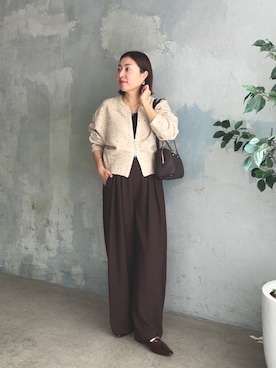 「アイテム（スラックス）」を使った、AIさん（レディース・160cm）の夏コーディネート