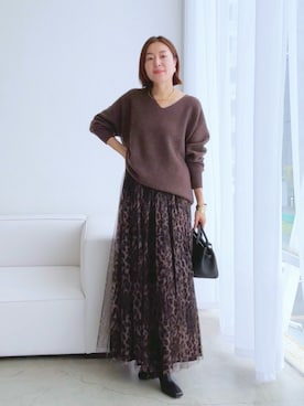 「RIVE DROITE（リヴドロワ）の【2WAY/2サイズ展開】チュールリバーシブルギャザースカート（秋服/冬服）（スカート、ベージュ系）」を使った、AIさん（レディース・160cm）の秋コーディネート