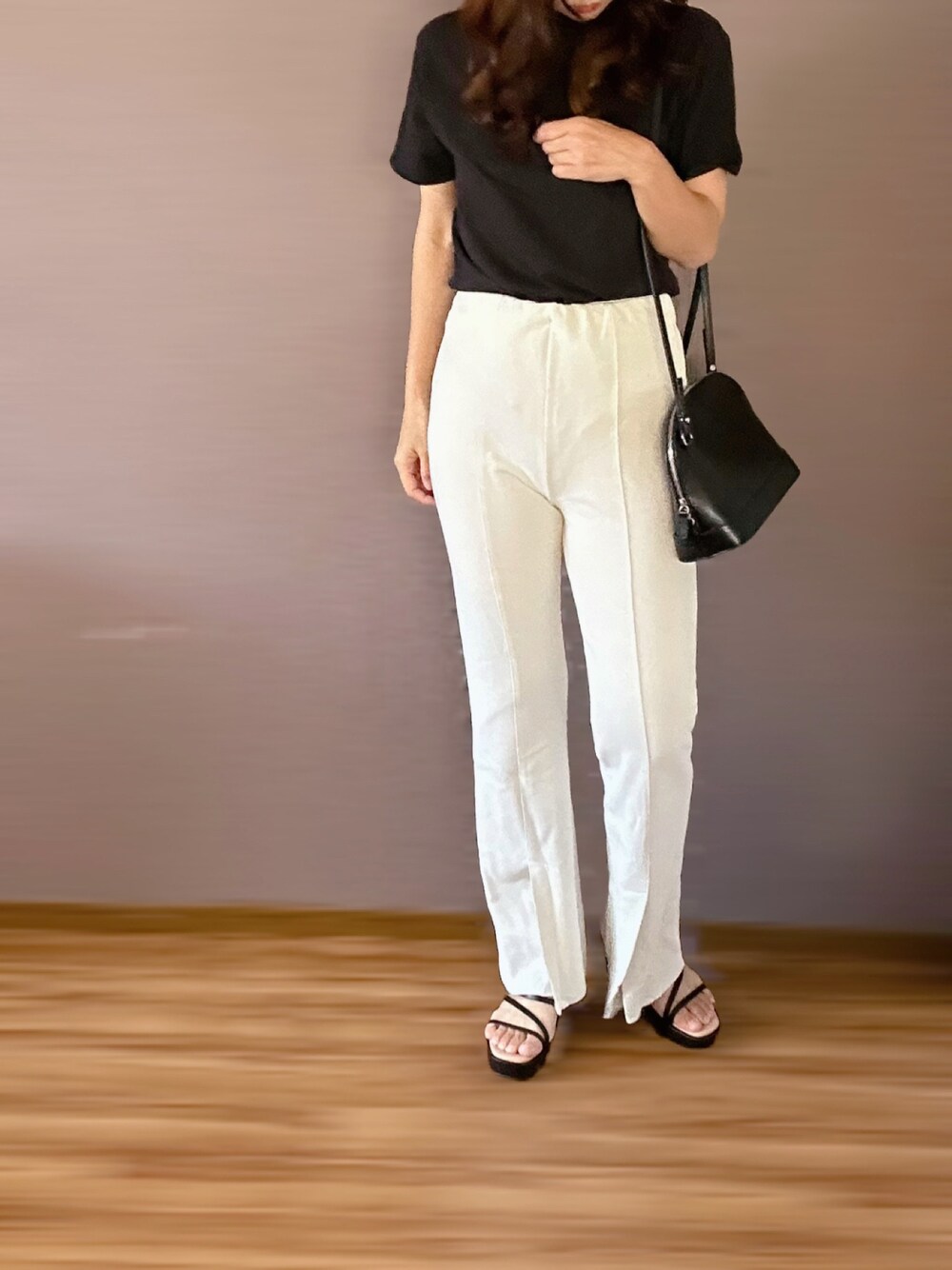「シンプルコーデ」｜「NOLLEY’S Sophiのアイテム（パンツ、ホワイト系）」を使った、bashirikanikaさん（レディース・160cm）の夏コーディネートの1枚目の写真