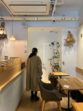 「アイテム（トレンチコート）」を使った、mayaさん（レディース・160cm）の秋コーディネート