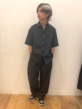 「SENSE OF PLACE by URBAN RESEARCH(センスオブプレイスバイアーバンリサーチ)の『イージーケア/速乾/接触冷感』コンフォートレギュラーカラーショートスリーブシャツ(シャツ/ブラウス、グレー系)」を使った、showさん(メンズ・165cm)の夏コーディネート