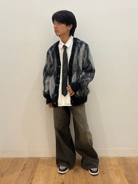 「アイテム（ネクタイ、ブラック系）」を使った、showさん（メンズ・165cm）の秋コーディネート