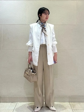 「manipuri（マニプリ）のアイテム」を使った、小菅さん（レディース・156cm）の春コーディネート