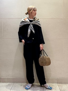 「SHIPS（シップス）のアイテム（ボストンバッグ）」を使った、小菅さん（レディース・156cm）の秋コーディネート