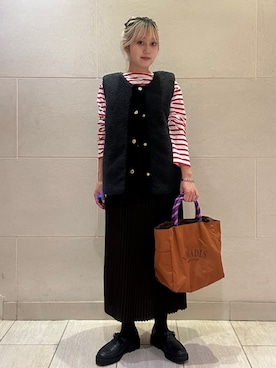 「SHIPS（シップス）のアイテム（トートバッグ）」を使った、小菅さん（レディース・156cm）の秋コーディネート