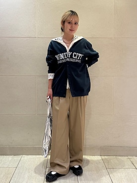 「SHIPS（シップス）のアイテム（トートバッグ）」を使った、小菅さん（レディース・156cm）の秋コーディネート