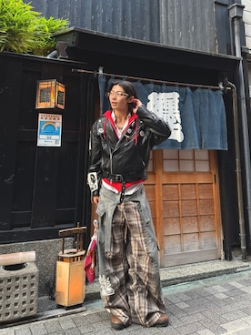 「アイテム（ライダースジャケット）」を使った、YUTO(2U)さん（メンズ・177cm）の秋コーディネート