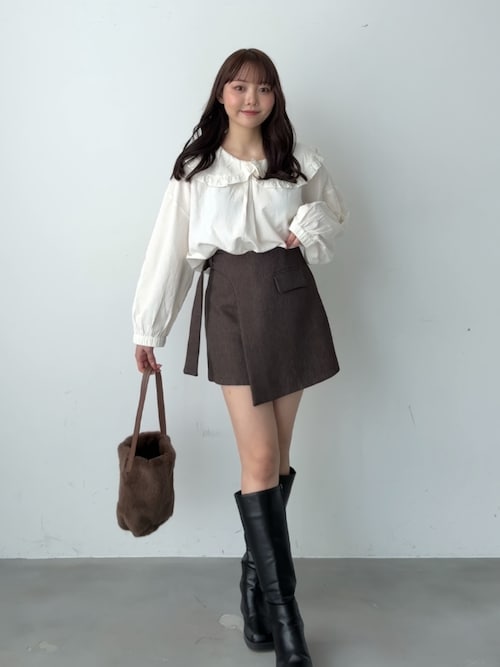 「Lunea（ルネア）のラップデザインミニスカパン（スカート）」を使った、みさねさん（レディース・158cm）の春コーディネート