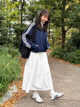 「アイテム（ヘアアクセサリー）」を使った、みさねさん（レディース・158cm）の秋コーディネート