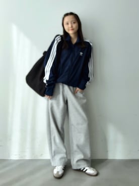 「アイテム（ジャージ）」を使った、みさねさん（レディース・158cm）の秋コーディネート