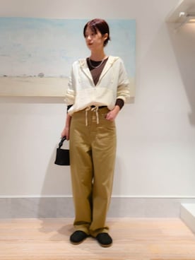 「アイテム（スリッポン）」を使った、Kikuchi_TOMORROWLANDさん（レディース・164cm）の夏コーディネート