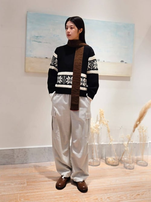 モノトーンジャカード クルーネックプルオーバー（ニット/セーター