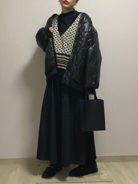 「H&M（エイチ・アンド・エム）のアイテム（ローファー）」を使った、MOMOさん（レディース・165cm）の冬コーディネート