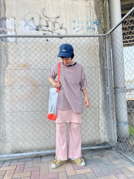 「カラー×コーデ」｜「アイテム（キャップ）」を使った、みすたーさん（レディース・158cm）の春コーディネート