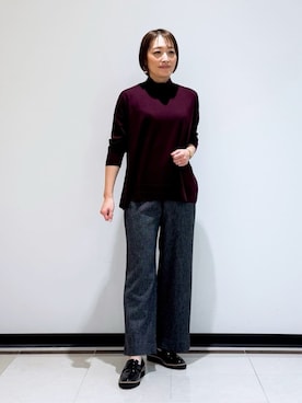 「INDIVI（インディヴィ）の【洗える／毛玉になりにくい】エクストラファインウール ハイネックニット（ニット/セーター、レッド系）」を使った、mikaさん（レディース・165cm）の冬コーディネート