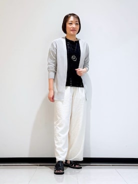 「INDIVI（インディヴィ）の【刺繍／レース】スラッシュネックブラウス（シャツ/ブラウス、ブラック系）」を使った、mikaさん（レディース・165cm）の夏コーディネート