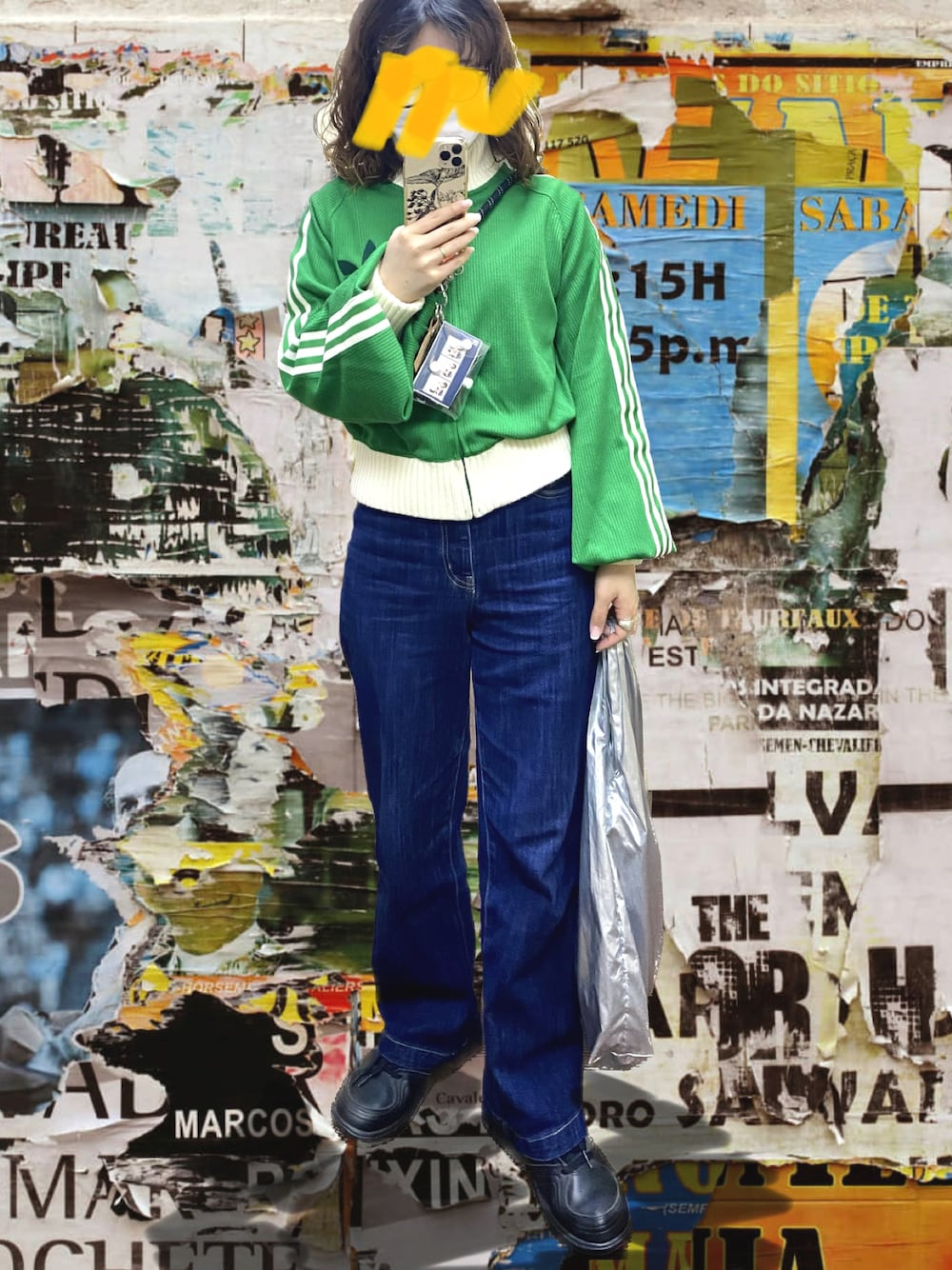 「adidas、トラックジャケット、ジップアップニット、今日のコーデ、カジュアルコーデ、春色、低身長女子、春アウター、低身長、outfit、デニム、骨格ウェーブ、韓国ファッション、プチプラコーデ、カラーコーデ」｜「AS KNOW AS de baseのワイドデニムパンツ（デニムパンツ、ブルー系）」を使った、ならちゃんさん（骨格ウェーブ・レディース・155cm）の春コーディネートの1枚目の写真