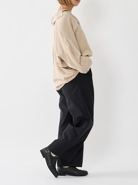 「ing（イング）の【WEB限定】レースレスシューズ（その他シューズ、ブラック系）」を使った、MODEETJACOMOingSTAFFさん（レディース・160cm）の春コーディネート