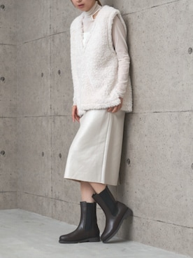 「carino（カリーノ）のアイテム」を使った、MODEETJACOMOingSTAFFさん（レディース・164cm）の秋コーディネート