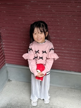 「アイテム（トップス）」を使った、rinさん（キッズ・100cm）の冬コーディネート